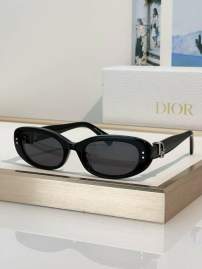 Picture of Dior Sunglasses _SKUfw80880052fw